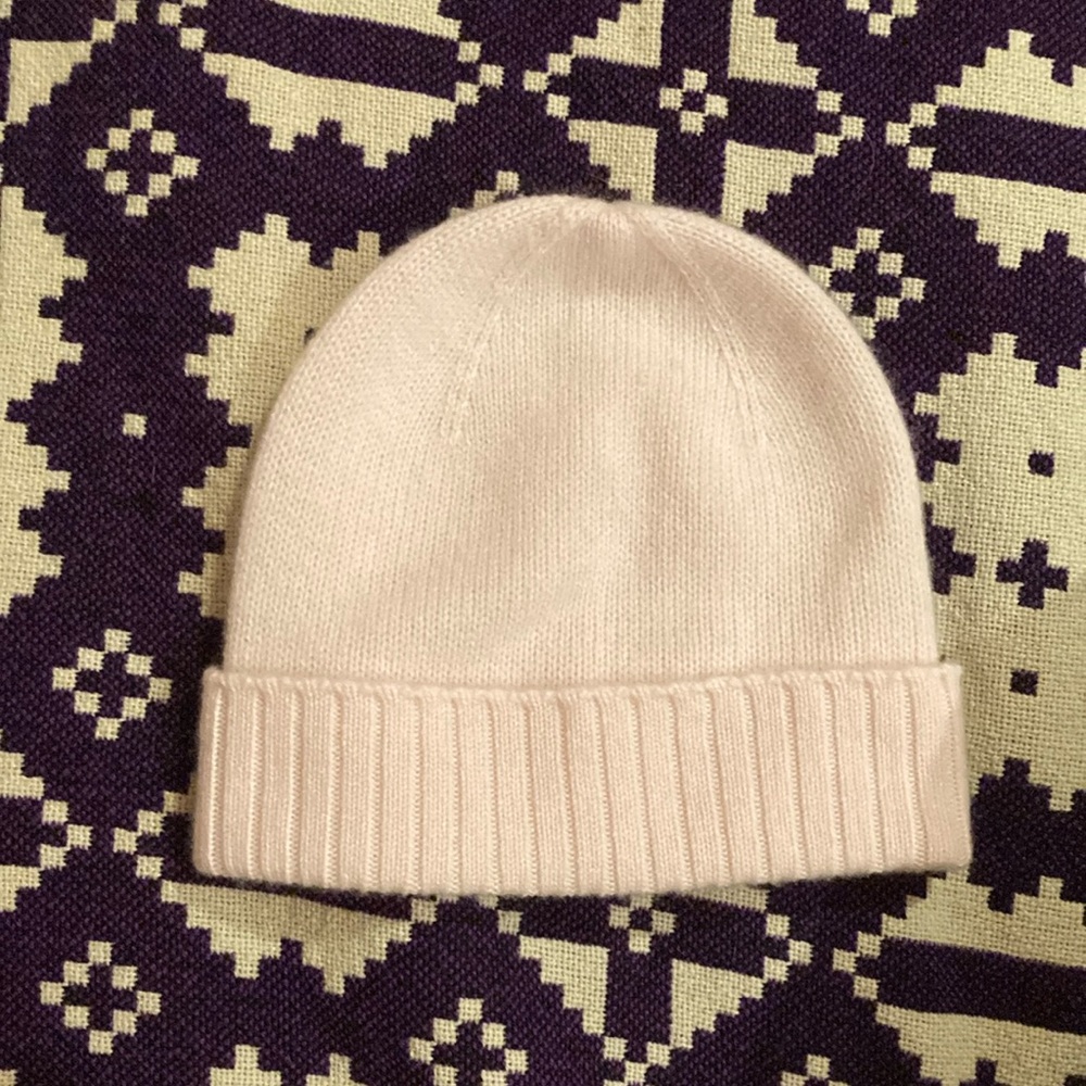 Uniqlo Pink and Cream Knitted Beanie Hat